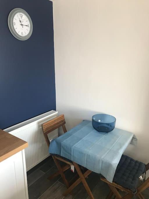 Mumbles - Modern Apartment With Panoramic Sea Views Oystermouth Luaran gambar