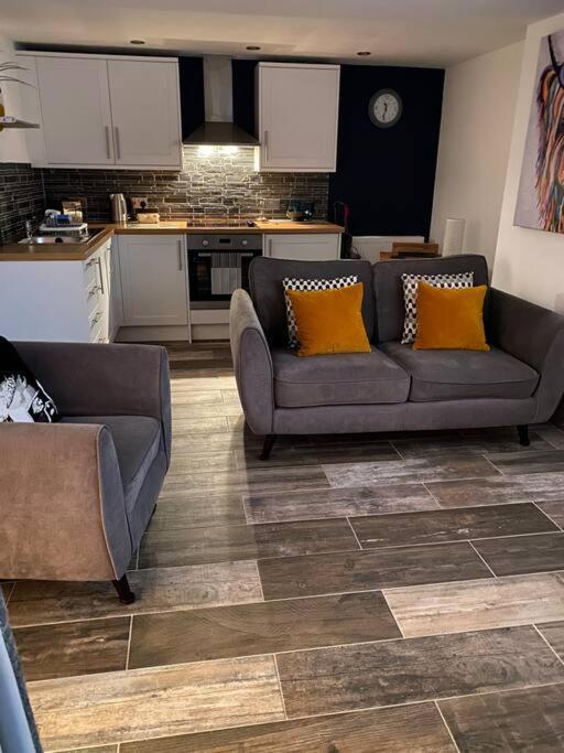 Mumbles - Modern Apartment With Panoramic Sea Views Oystermouth Luaran gambar