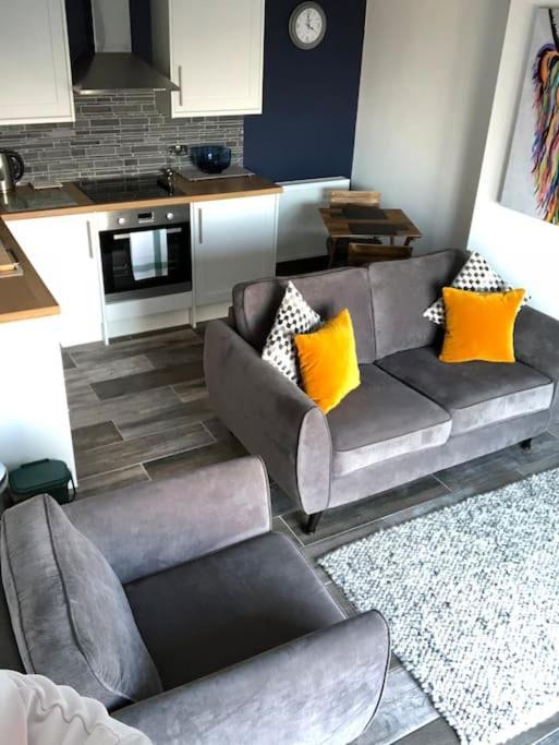 Mumbles - Modern Apartment With Panoramic Sea Views Oystermouth Luaran gambar
