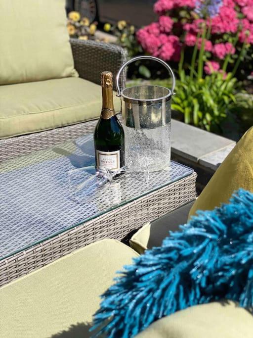 Mumbles - Modern Apartment With Panoramic Sea Views Oystermouth Luaran gambar